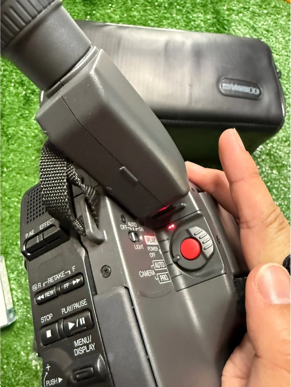 JVC GR-AXM310 Compact VHS-C Video Camcorder | Tested & Work!